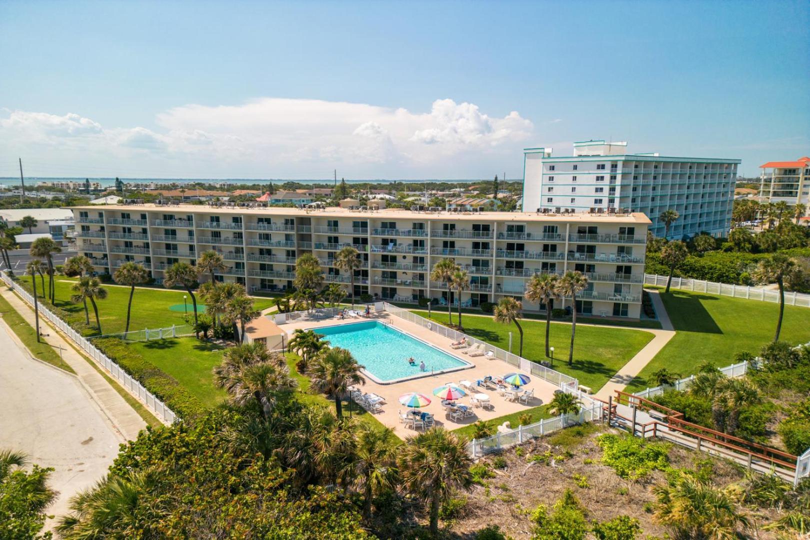 Cocoa Beach Towers Eksteriør bilde