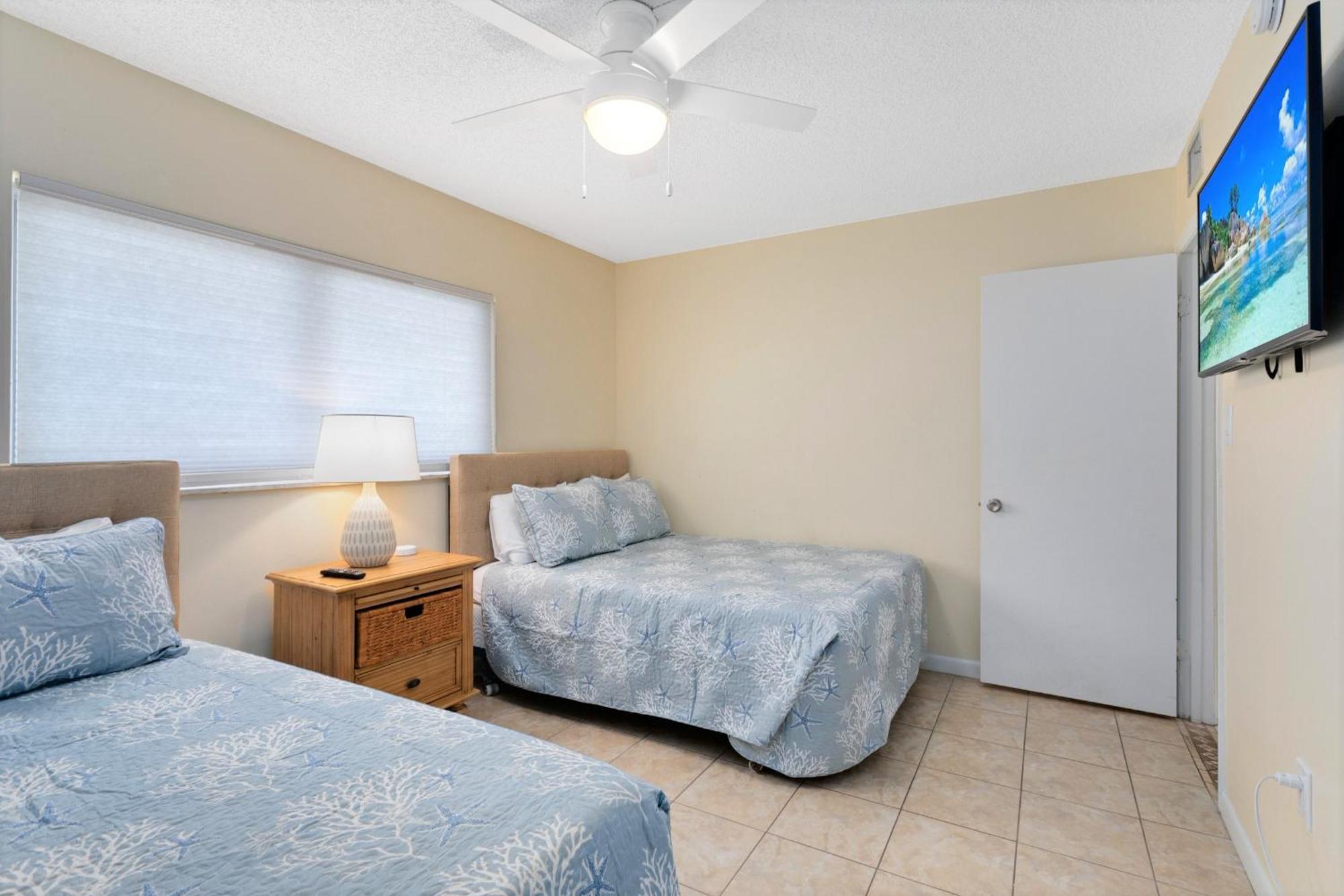 Cocoa Beach Towers Rom bilde