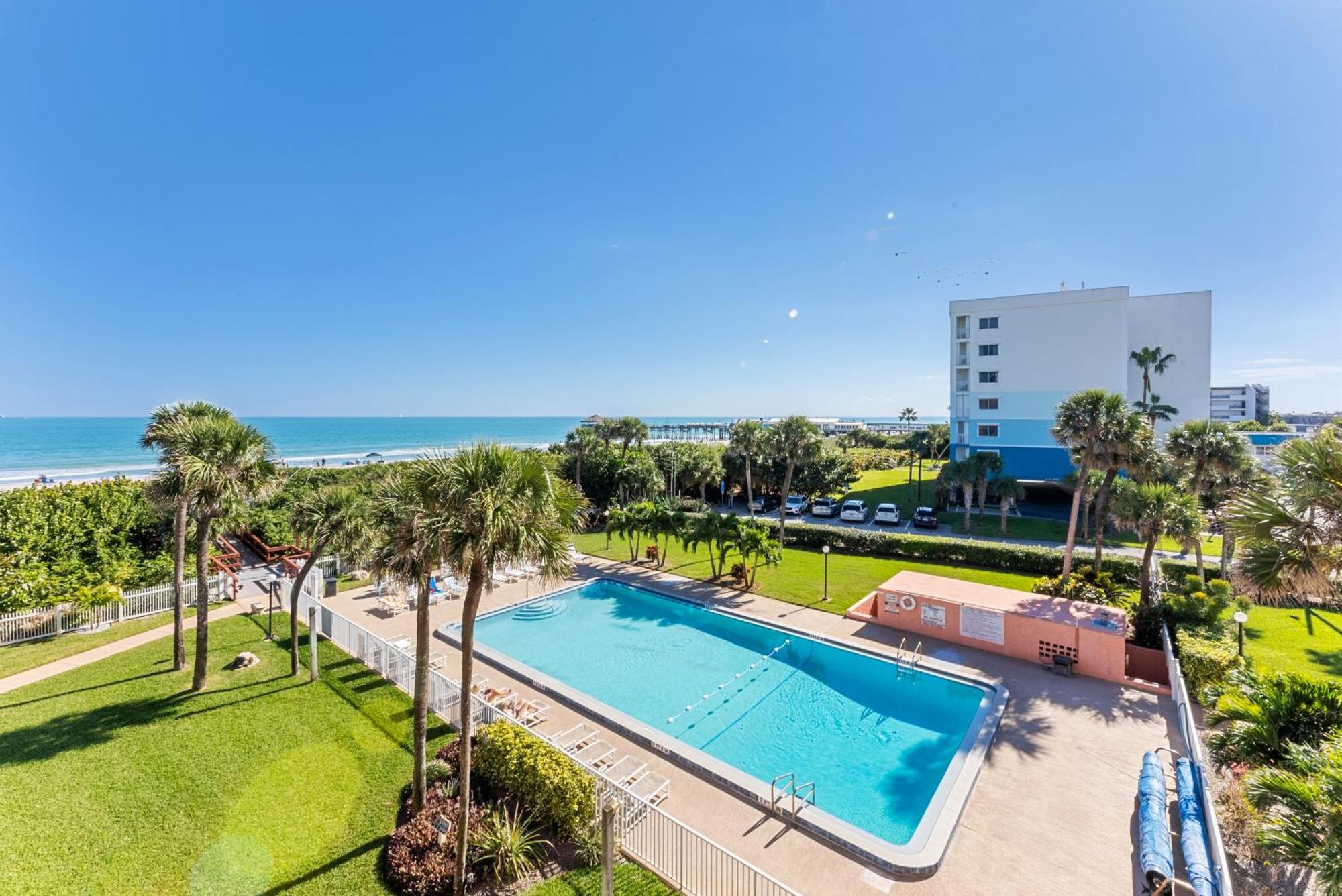 Cocoa Beach Towers Eksteriør bilde