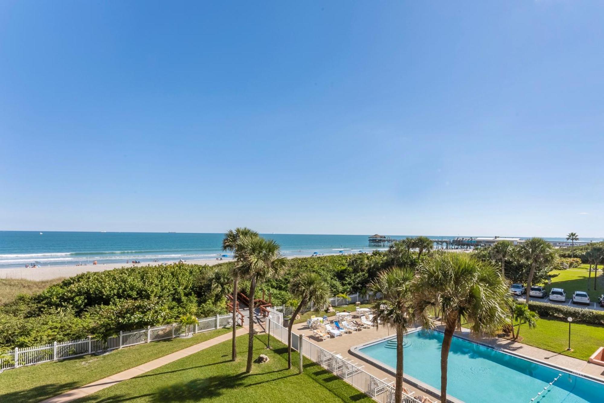 Cocoa Beach Towers Rom bilde