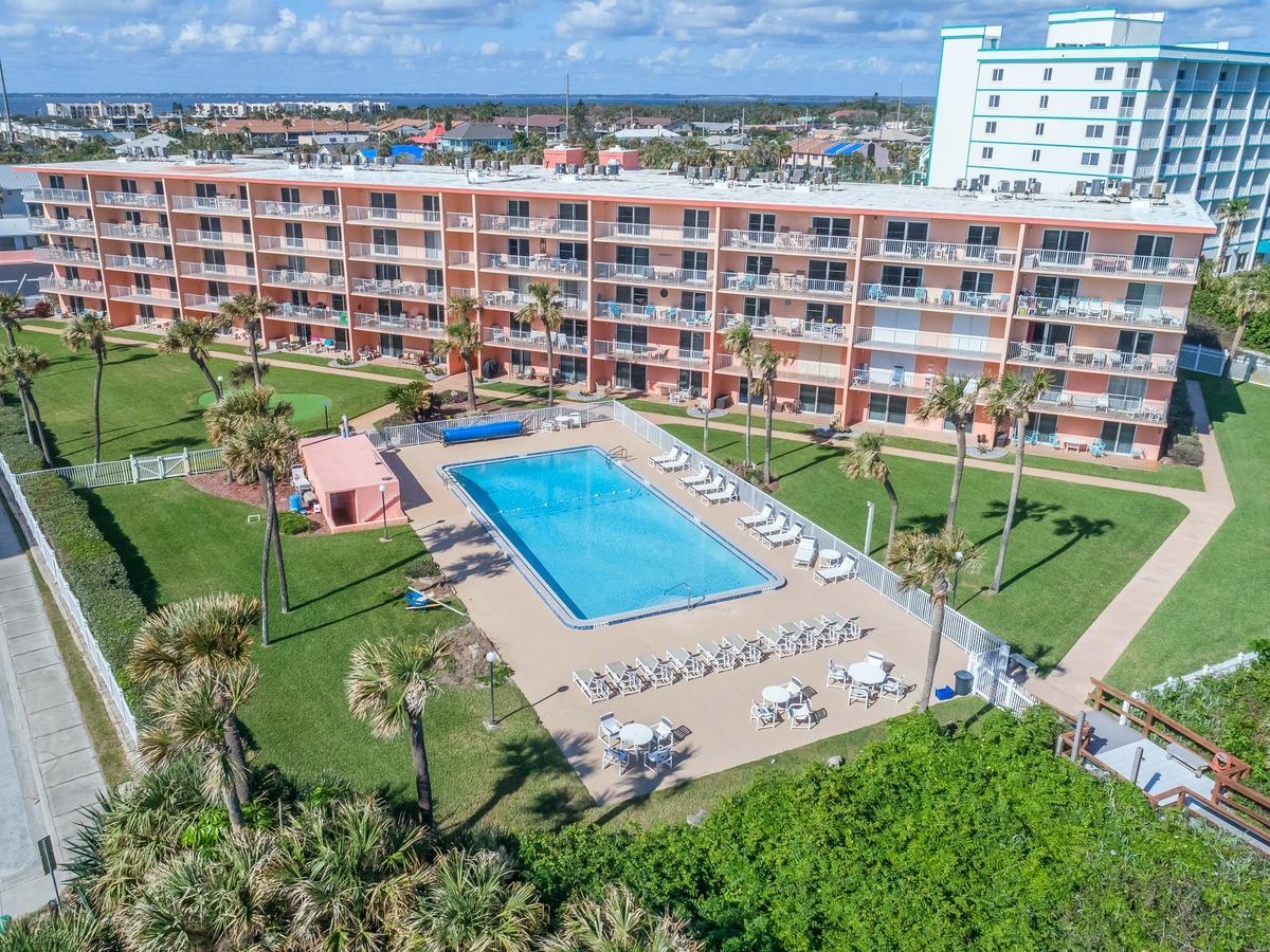 Cocoa Beach Towers Eksteriør bilde